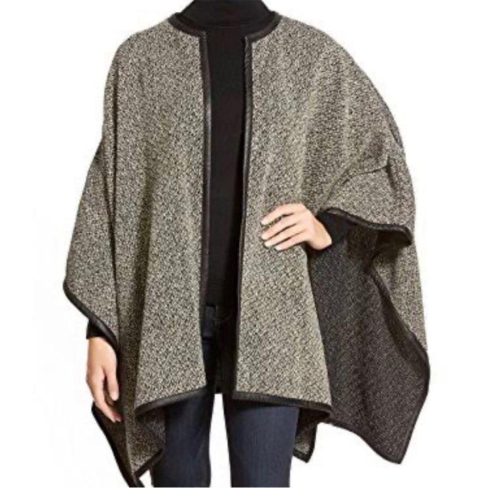 Lauren Ralph Lauren Wool Blend Leather Trim
Black Cream Cape S/M